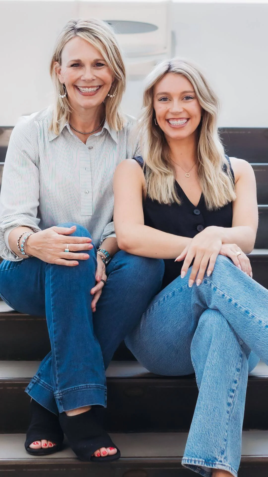 tracy-and-gracie-pleschourt-sitting-on-the-stairs